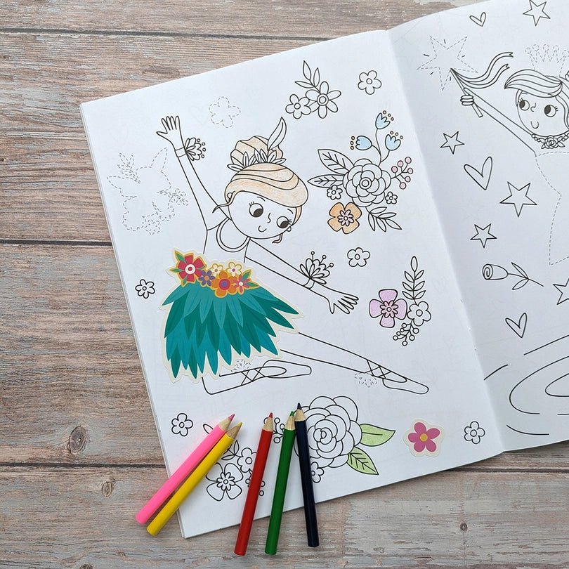 Dress me up [ Colouring and Activity ] Ballet - Wee Little Books