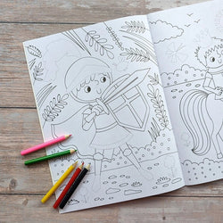 Dress me up [ Colouring and Activity ] Knights and Dragons - Wee Little Books