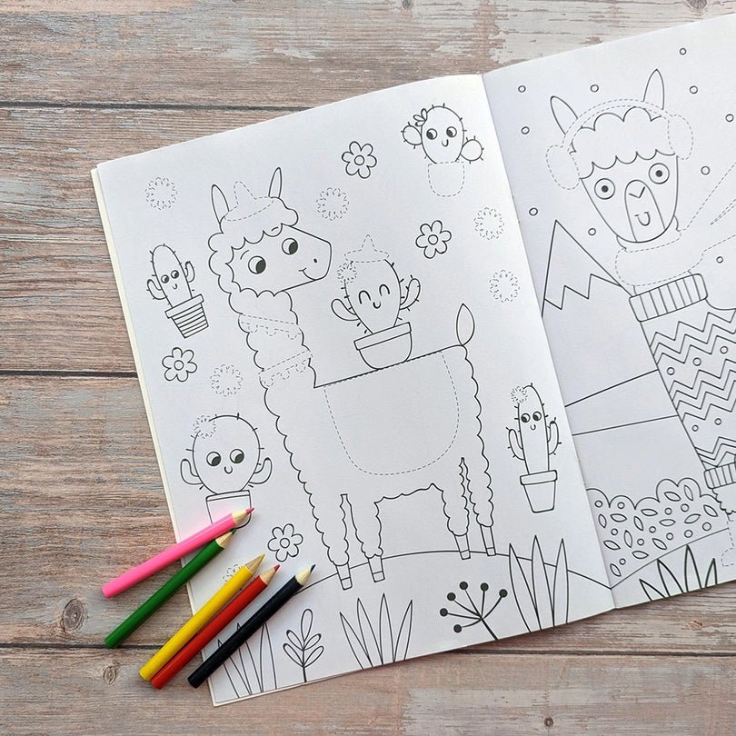 Dress me up [ Colouring and Activity ] Llama - Wee Little Books